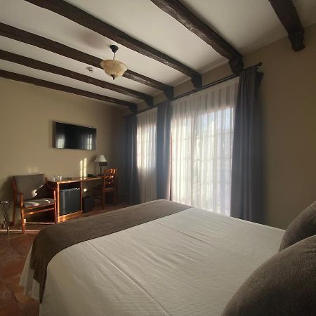 Hotel Rural El Lagar De Nemesio Perales de Tajuna Bagian luar foto
