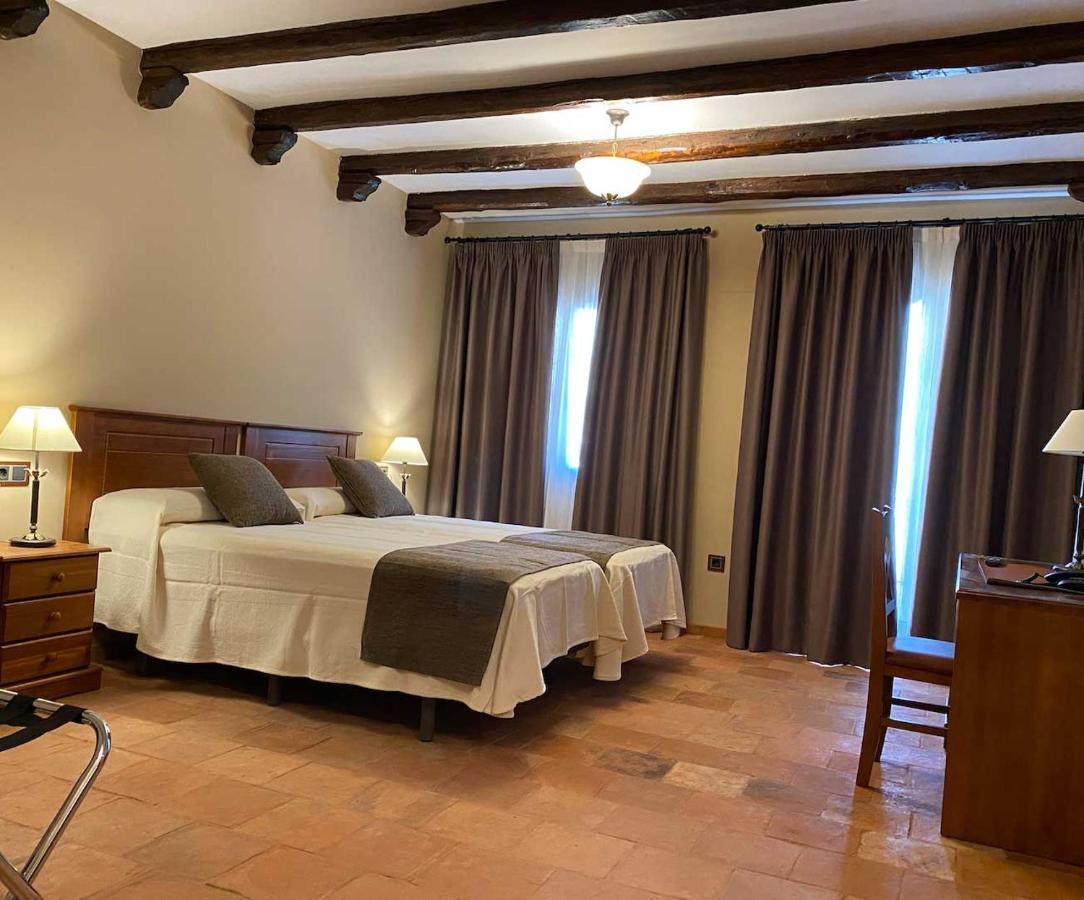 Hotel Rural El Lagar De Nemesio Perales de Tajuna Bagian luar foto