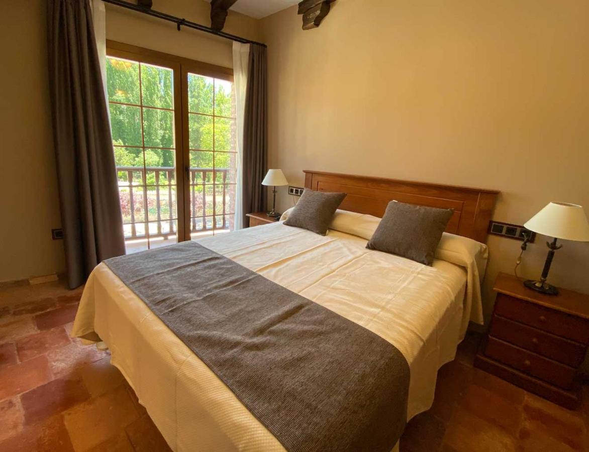 Hotel Rural El Lagar De Nemesio Perales de Tajuna Bagian luar foto