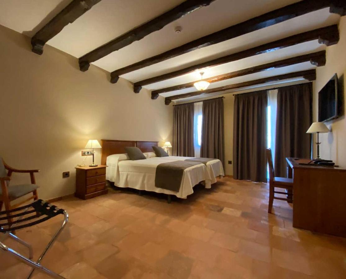 Hotel Rural El Lagar De Nemesio Perales de Tajuna Bagian luar foto