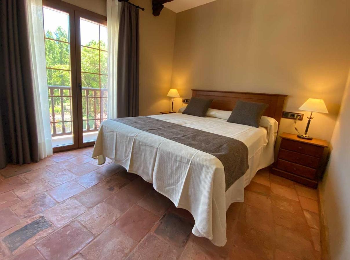 Hotel Rural El Lagar De Nemesio Perales de Tajuna Bagian luar foto
