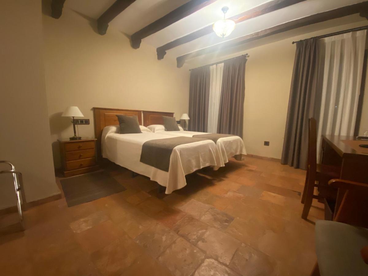 Hotel Rural El Lagar De Nemesio Perales de Tajuna Bagian luar foto