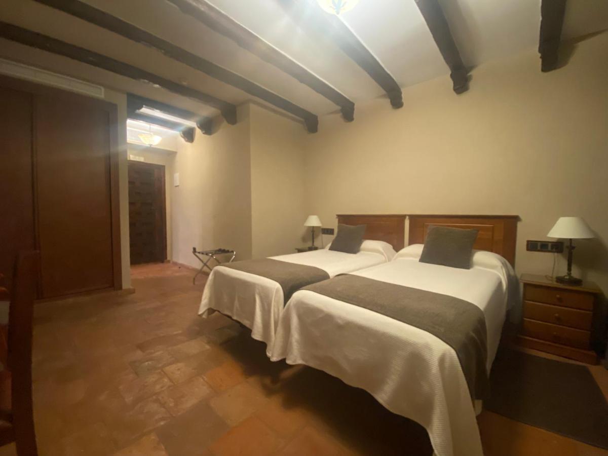 Hotel Rural El Lagar De Nemesio Perales de Tajuna Bagian luar foto
